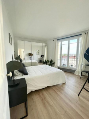 10 min from Paris, refurbished apartment!